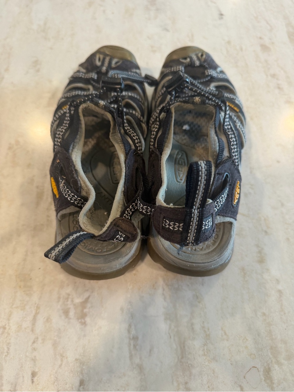 Keen Whisper Water Sandals Womens 7.5 Black/ Grey - Picture 3 of 6
